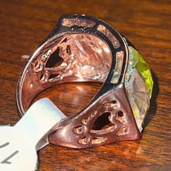 NWT rose gold heart design ring pink green crystal - Picture 5 of 7
